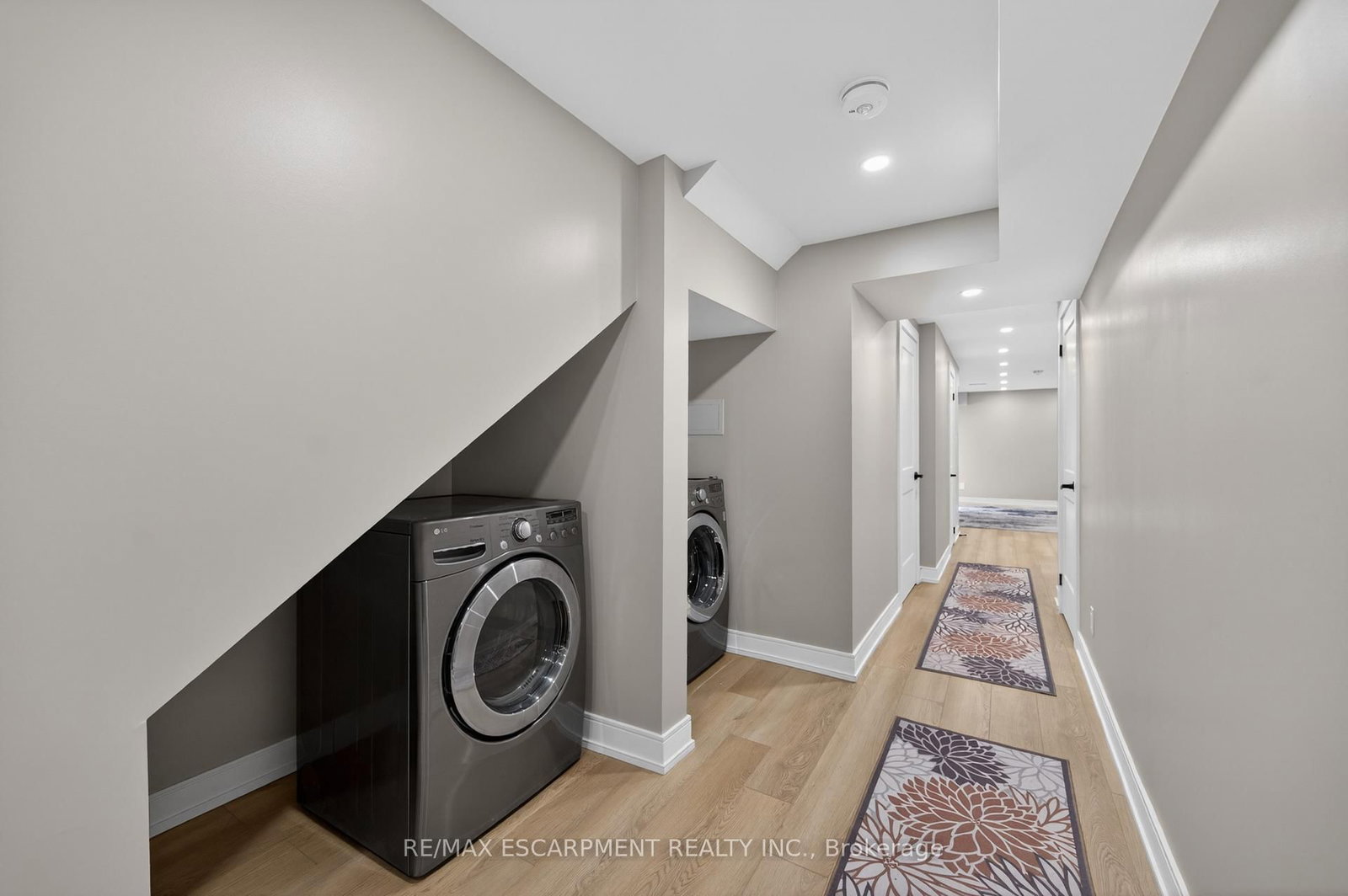 325 PROVIDENT Way, Unit BASEMENT - Photo 8