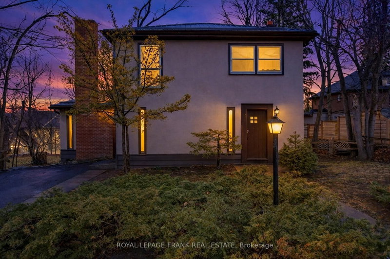 221 Geraldine Ave, Peterborough, K9H 4V1 | Image 2