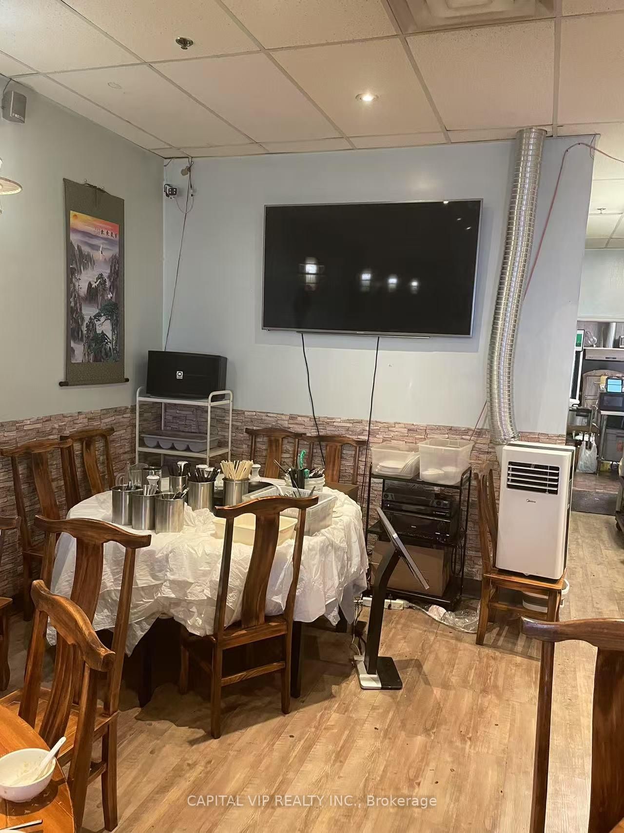 1383 Clyde Avenue - Photo 7