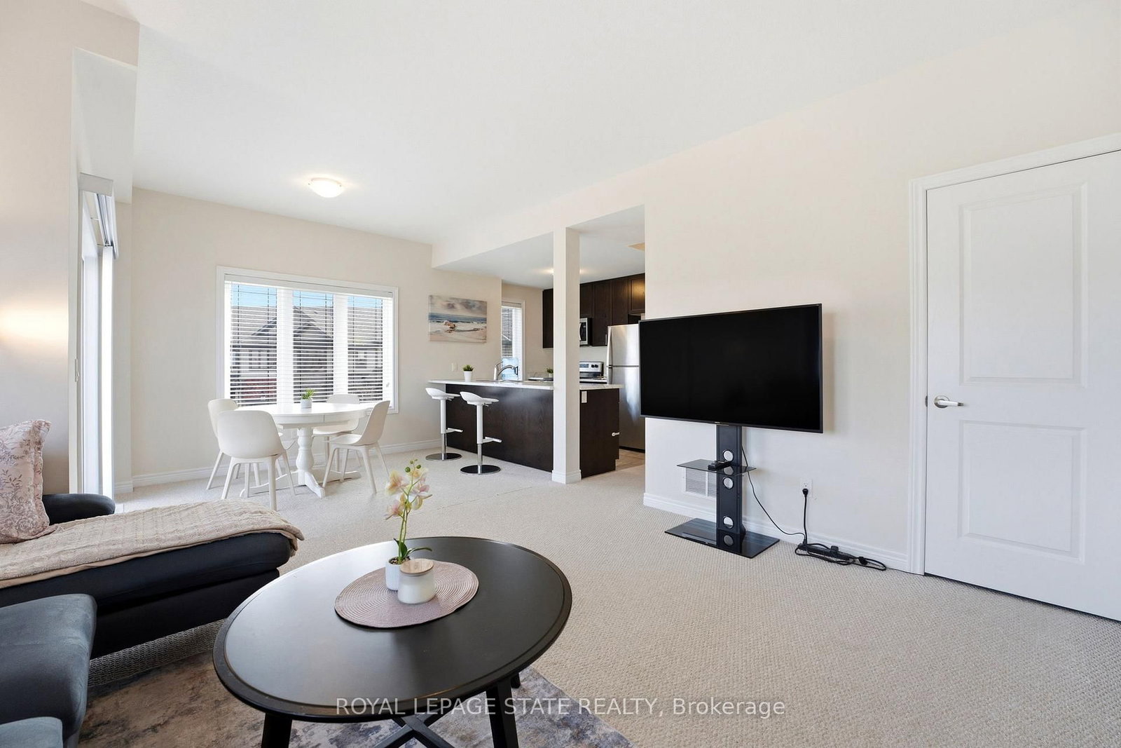 77 Diana Avenue, Unit 160 - Photo 8