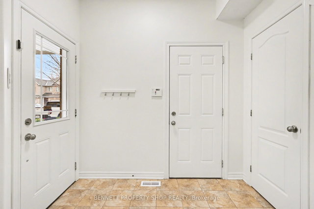 204 Talltree Crescent