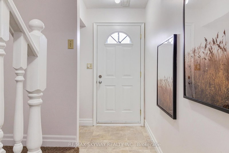 B - 56 Harris Ave, Brantford, N3R 2E9 | Image 3