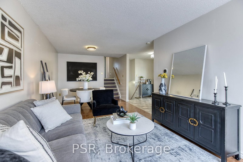 231 Heritage Dr, Kitchener, N2B 3A9 | Image 3