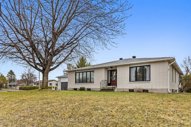 5400 Osgoode Main Street