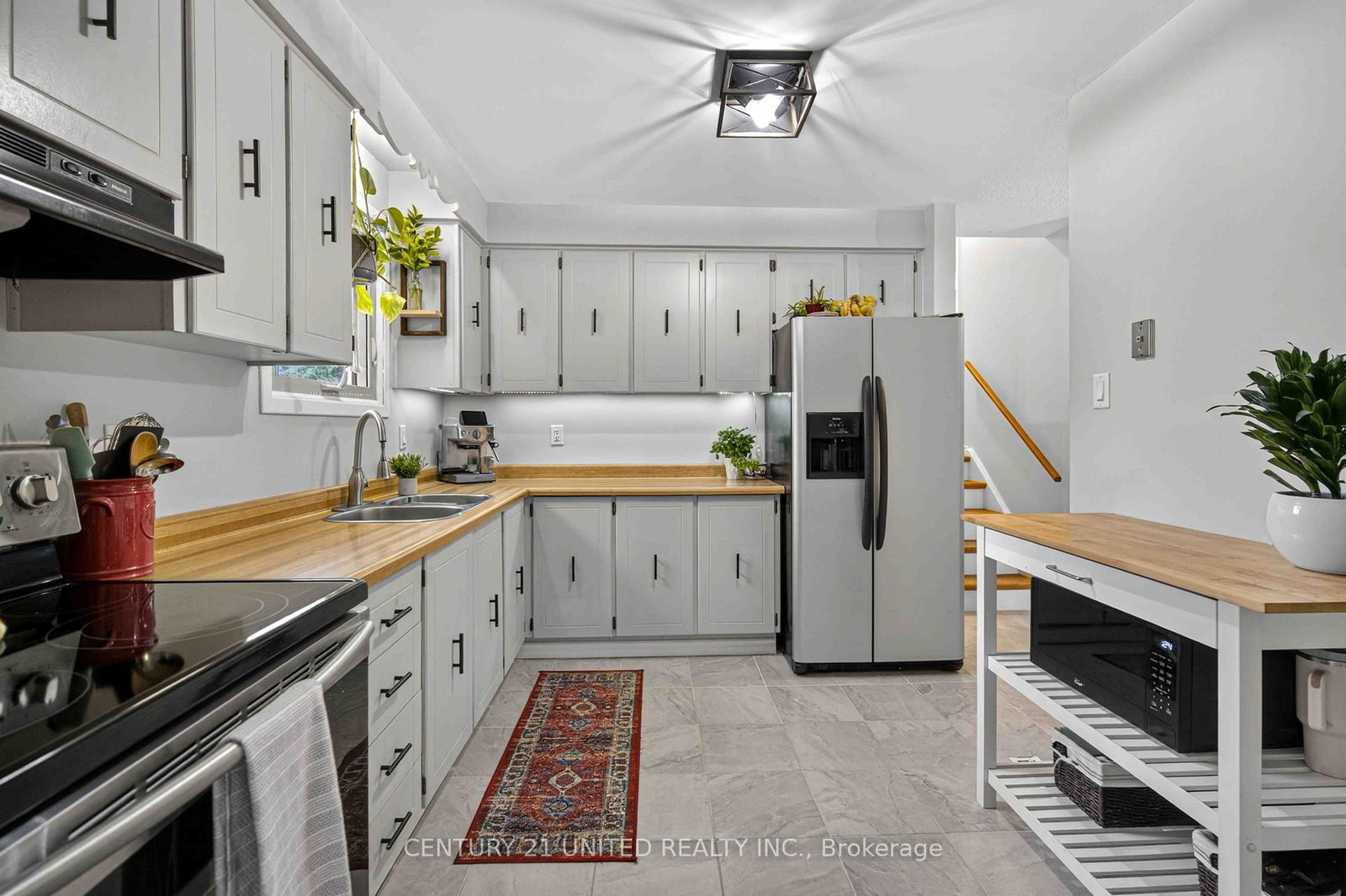 Listing Image 10