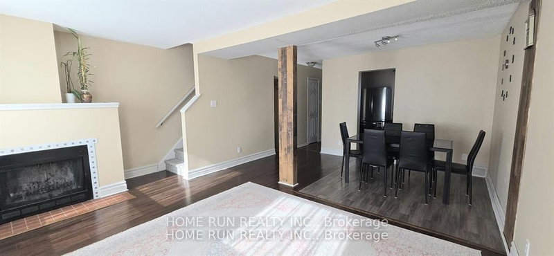 1994 Greenway Park Lane, Ottawa, K1B 5A8 | Image 3