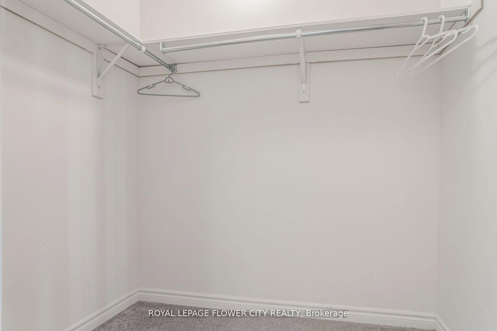 152 Flagg Avenue - Photo 24