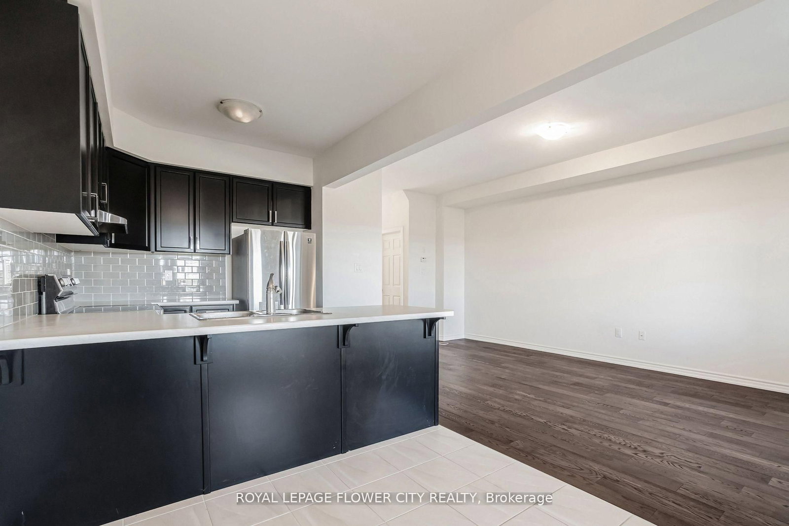 152 Flagg Avenue - Photo 9