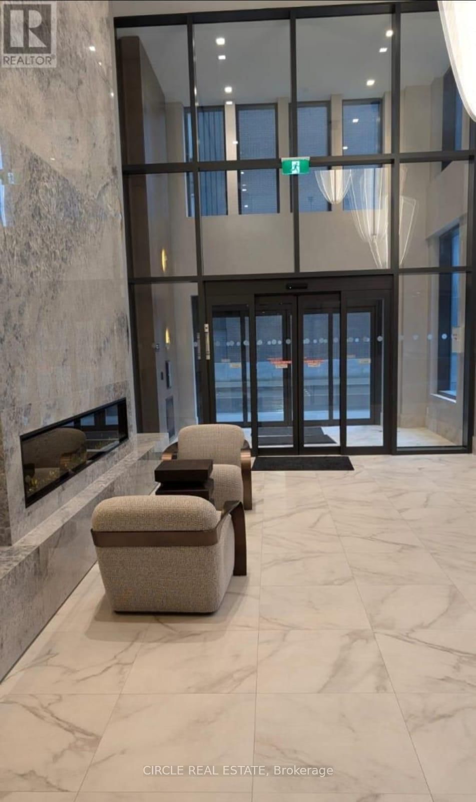 75 James Street S, Unit 1105 - Photo 2