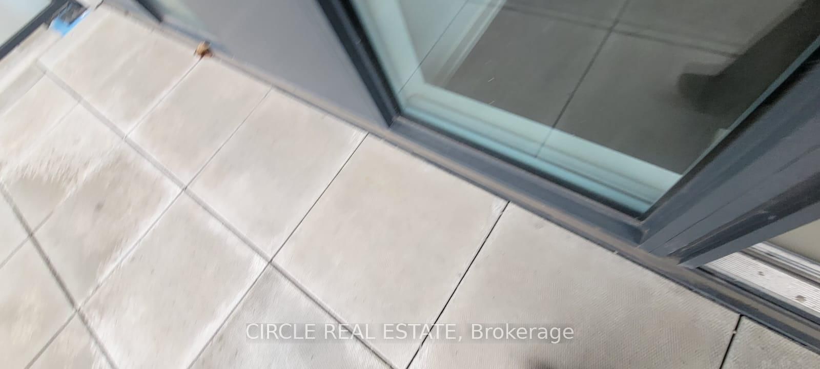 75 James Street S, Unit 1105 - Photo 28