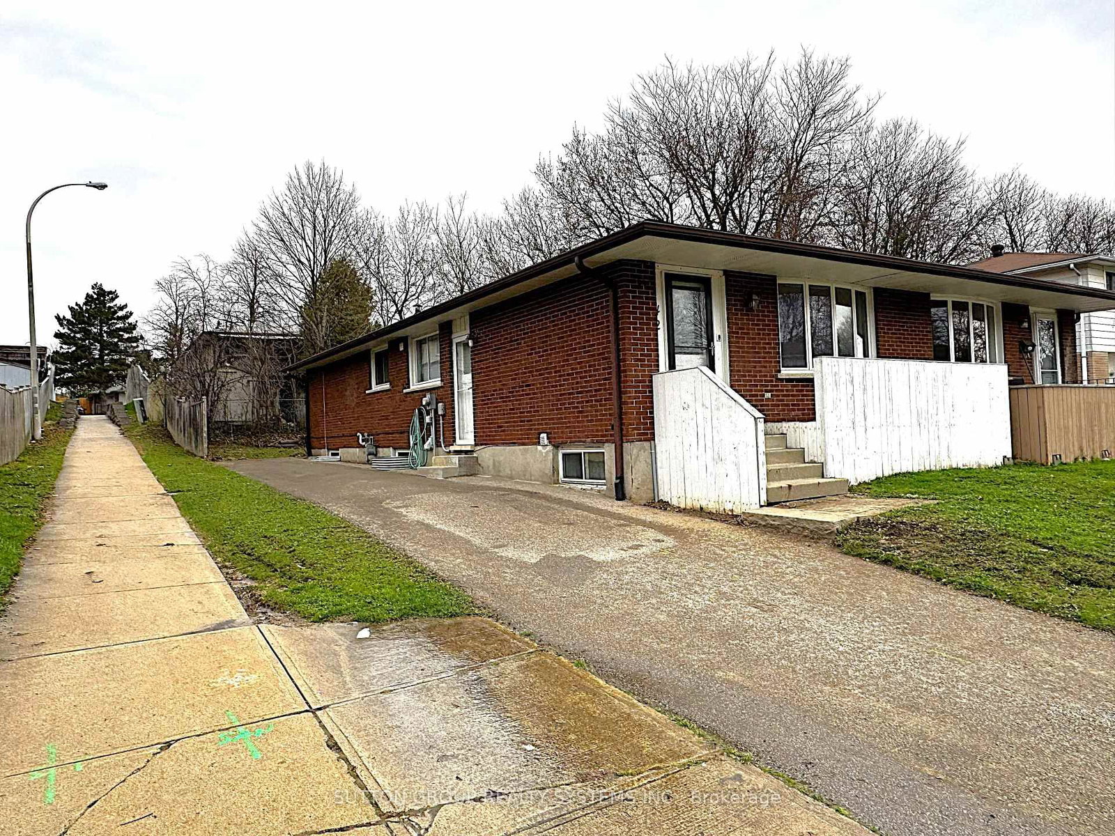 42 Ingleside Drive - Photo 3