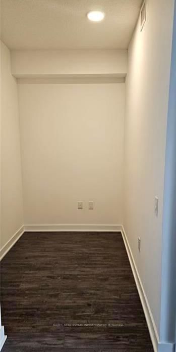 2782 Barton Street E, Unit 1008 - Photo 7