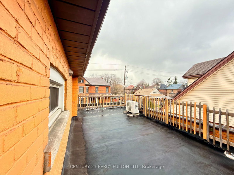 2nd Floor - 108 Cumberland Ave, Hamilton, L8M 1Z3 | Image 2