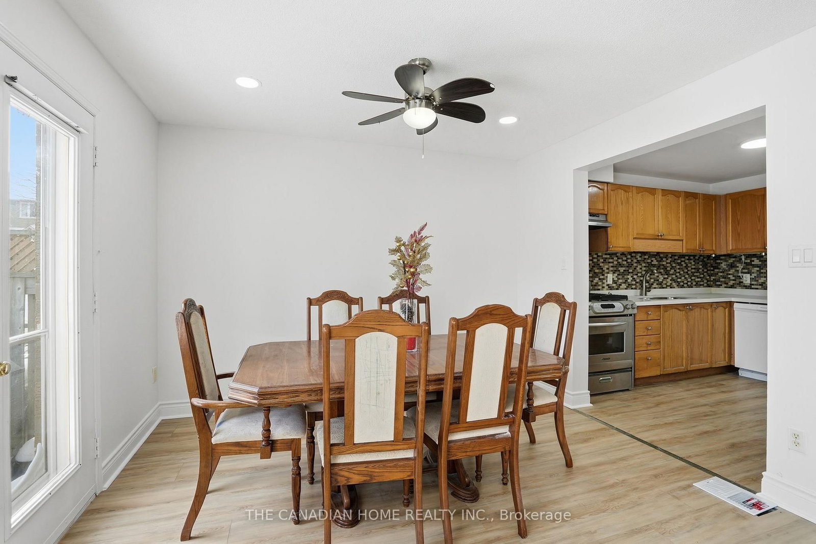 Townhouse for sale at 29-1889 Upper Wentworth Street, Hamilton, Ontario, L9B 2T8 - Chappel - MLS: X13009618