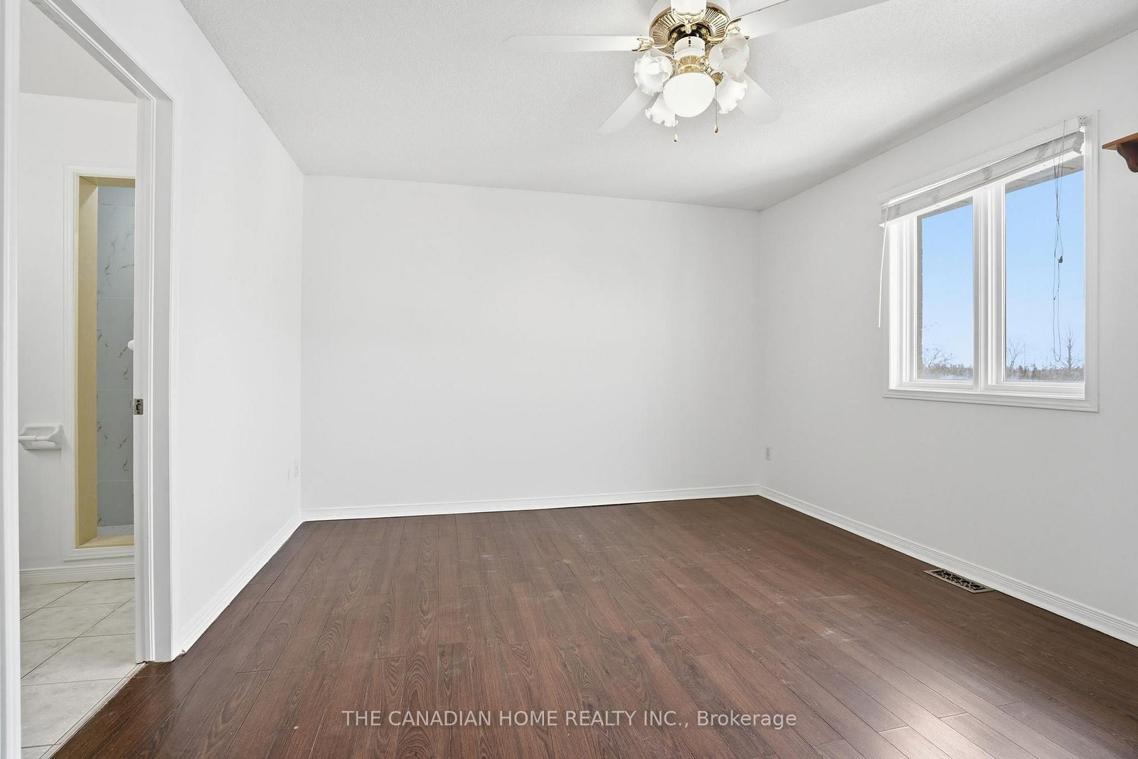 Townhouse for sale at 29-1889 Upper Wentworth Street, Hamilton, Ontario, L9B 2T8 - Chappel - MLS: X13009618