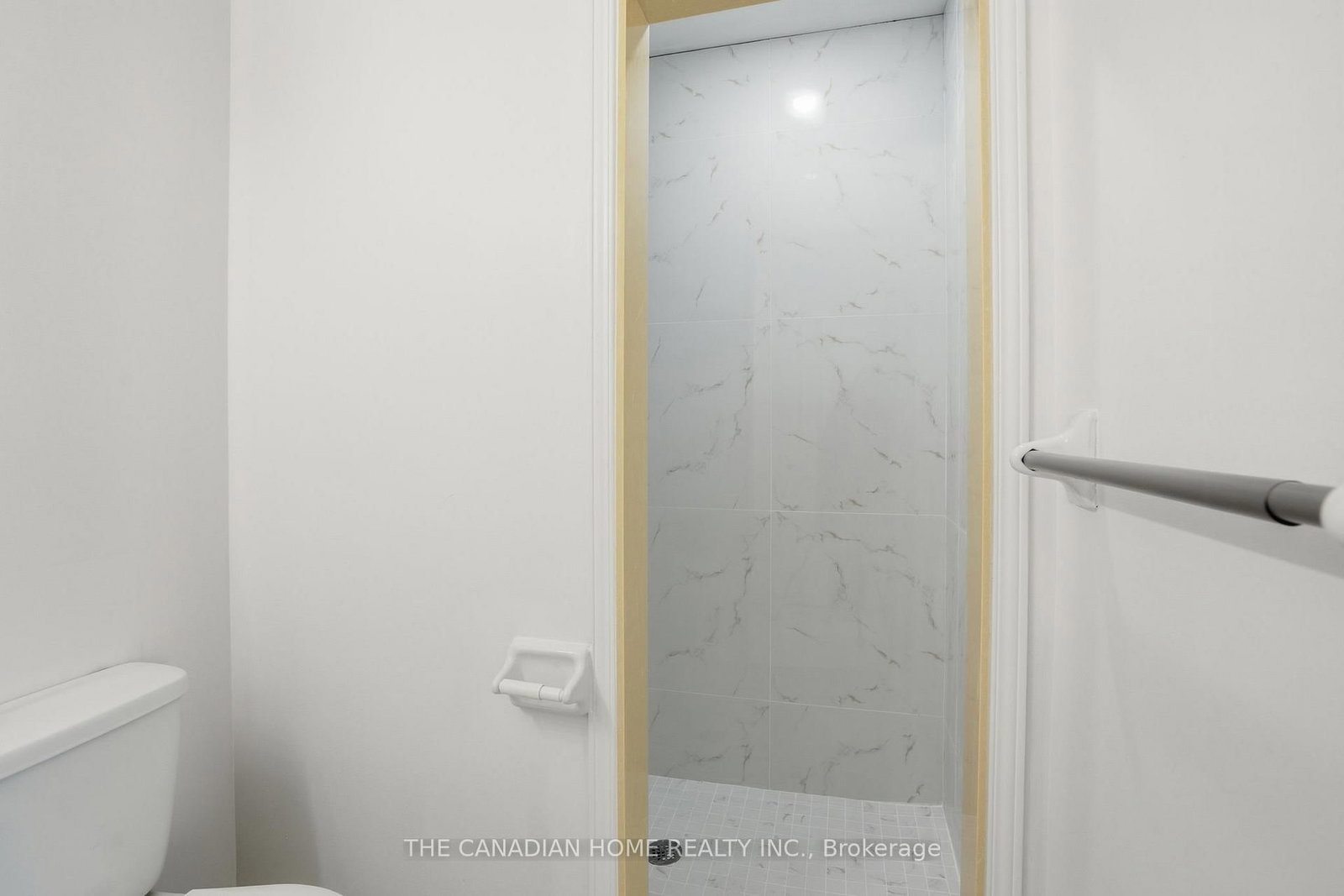 Townhouse for sale at 29-1889 Upper Wentworth Street, Hamilton, Ontario, L9B 2T8 - Chappel - MLS: X13009618