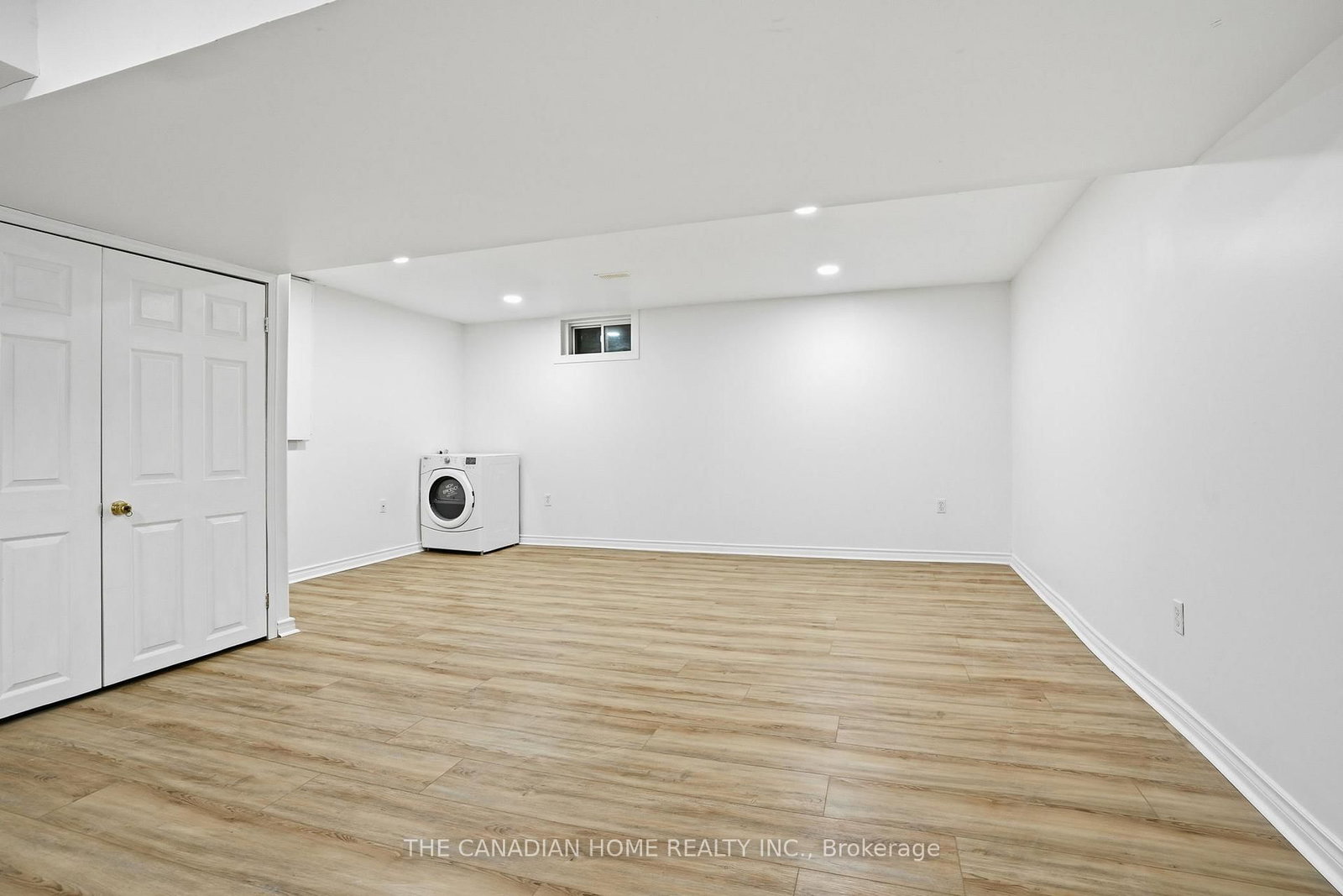 Townhouse for sale at 29-1889 Upper Wentworth Street, Hamilton, Ontario, L9B 2T8 - Chappel - MLS: X13009618