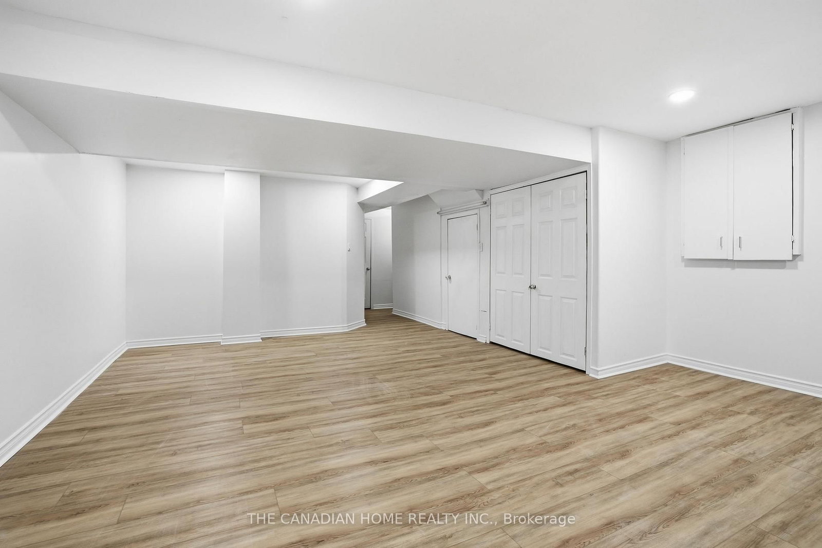 Townhouse for sale at 29-1889 Upper Wentworth Street, Hamilton, Ontario, L9B 2T8 - Chappel - MLS: X13009618