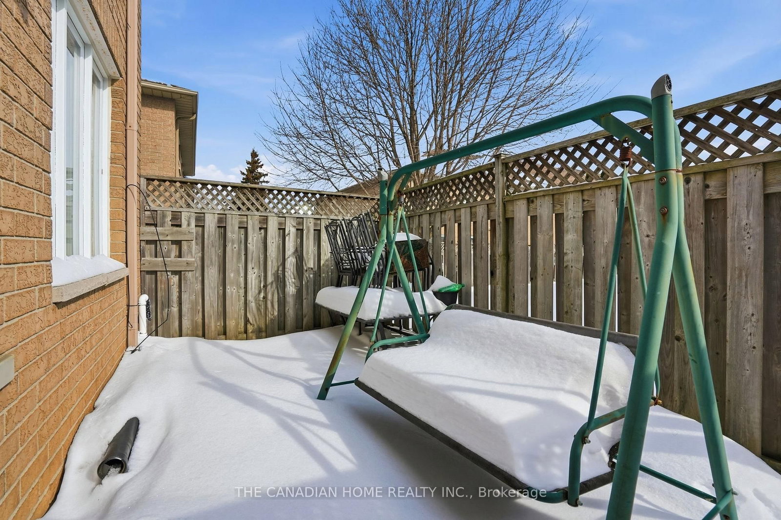Townhouse for sale at 29-1889 Upper Wentworth Street, Hamilton, Ontario, L9B 2T8 - Chappel - MLS: X13009618