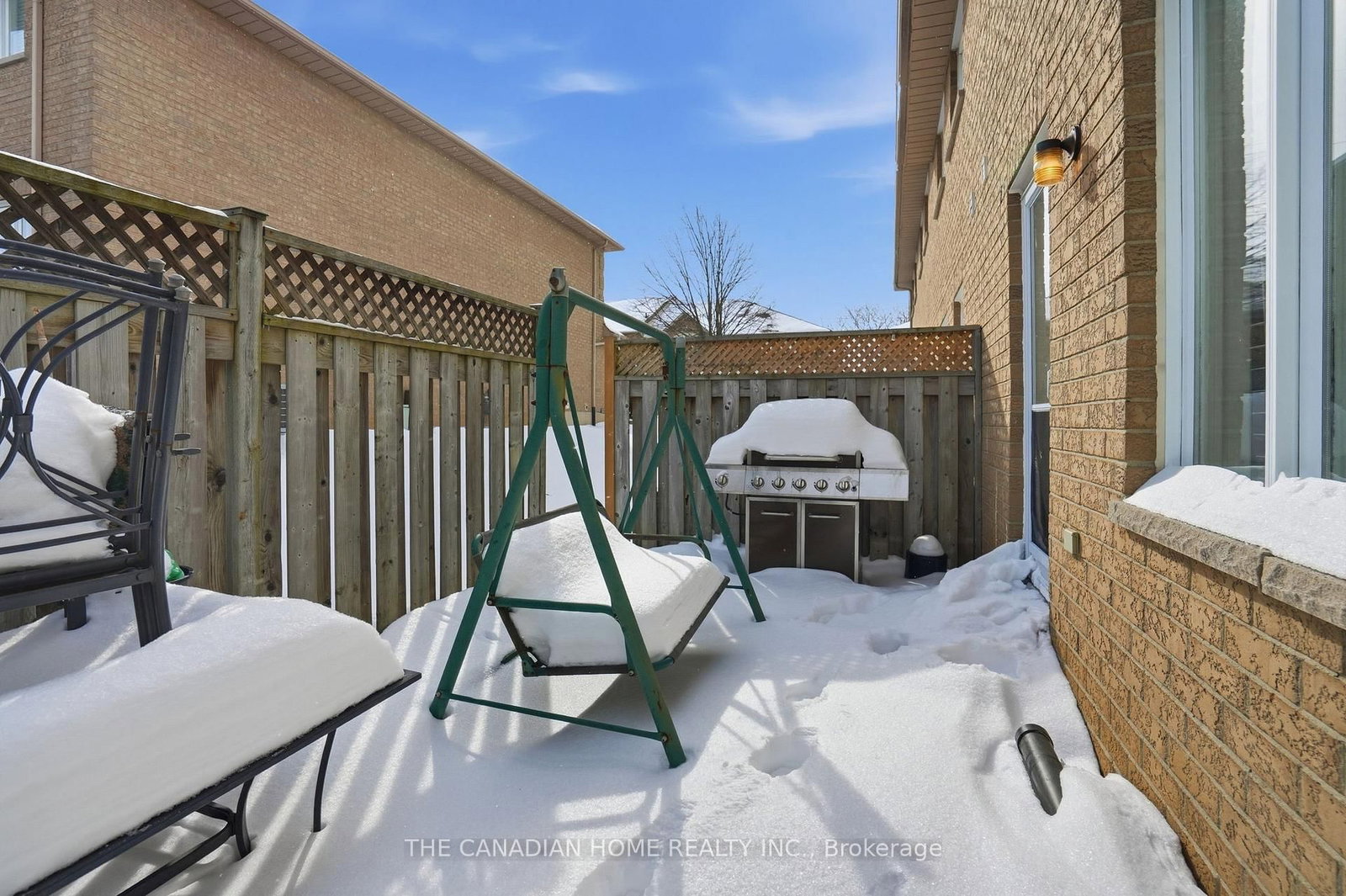 Townhouse for sale at 29-1889 Upper Wentworth Street, Hamilton, Ontario, L9B 2T8 - Chappel - MLS: X13009618