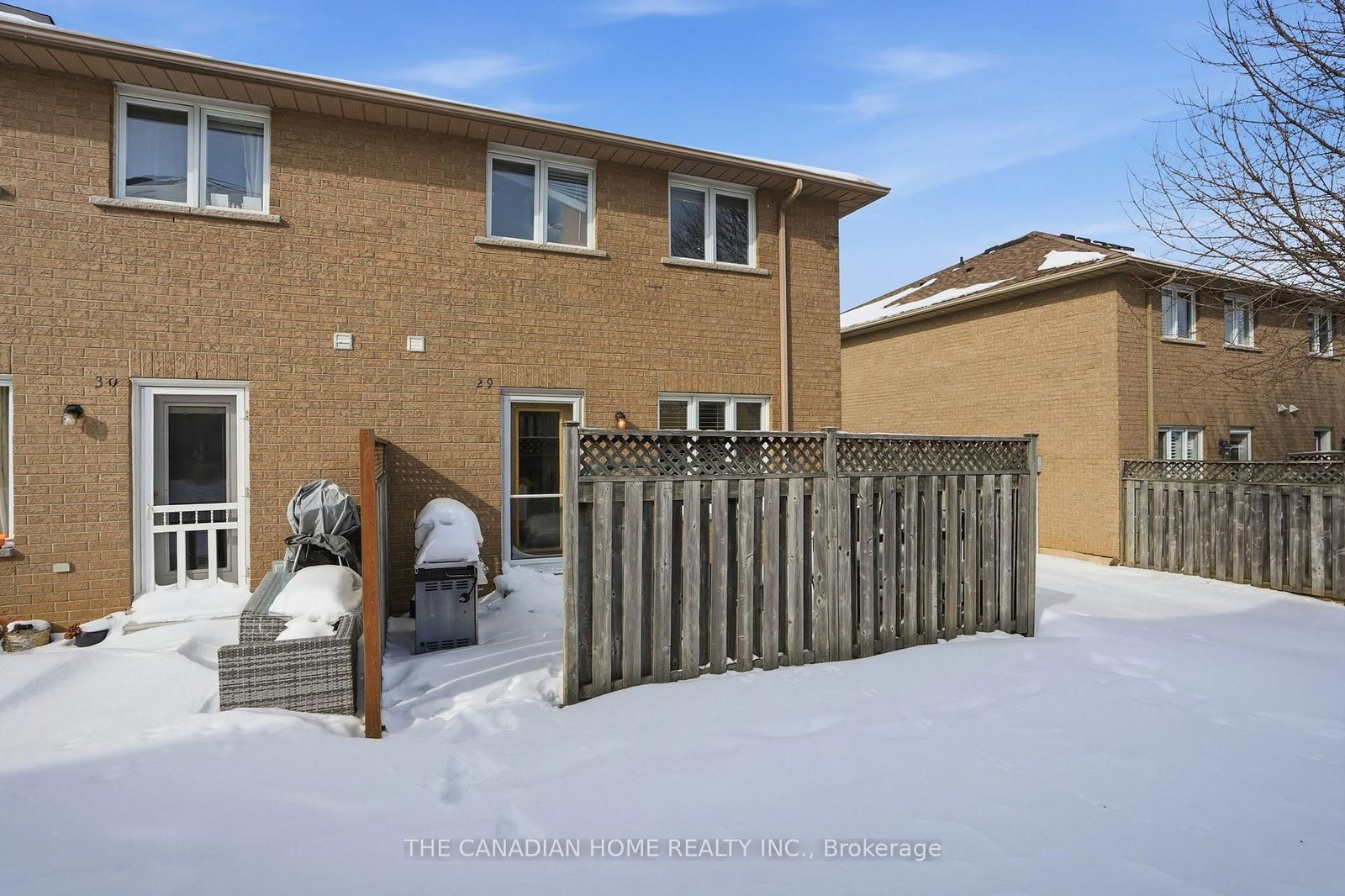 Townhouse for sale at 29-1889 Upper Wentworth Street, Hamilton, Ontario, L9B 2T8 - Chappel - MLS: X13009618