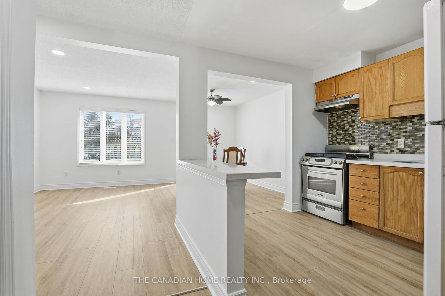 Townhouse for sale at 29-1889 Upper Wentworth Street, Hamilton, Ontario, L9B 2T8 - Chappel - MLS: X13009618