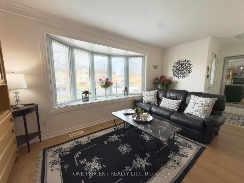 64 Dorchester Blvd, St. Catharines, L2M 6V2 | Image 3