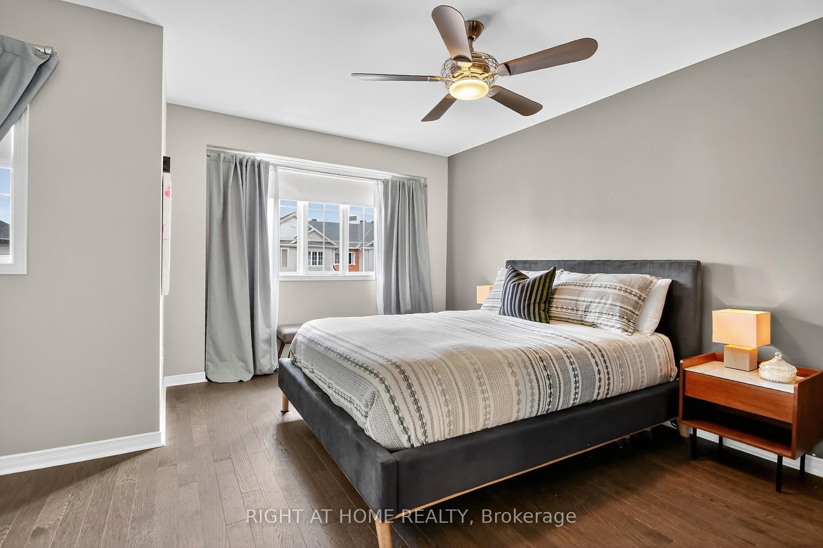 24 Manhattan Crescent - Photo 16