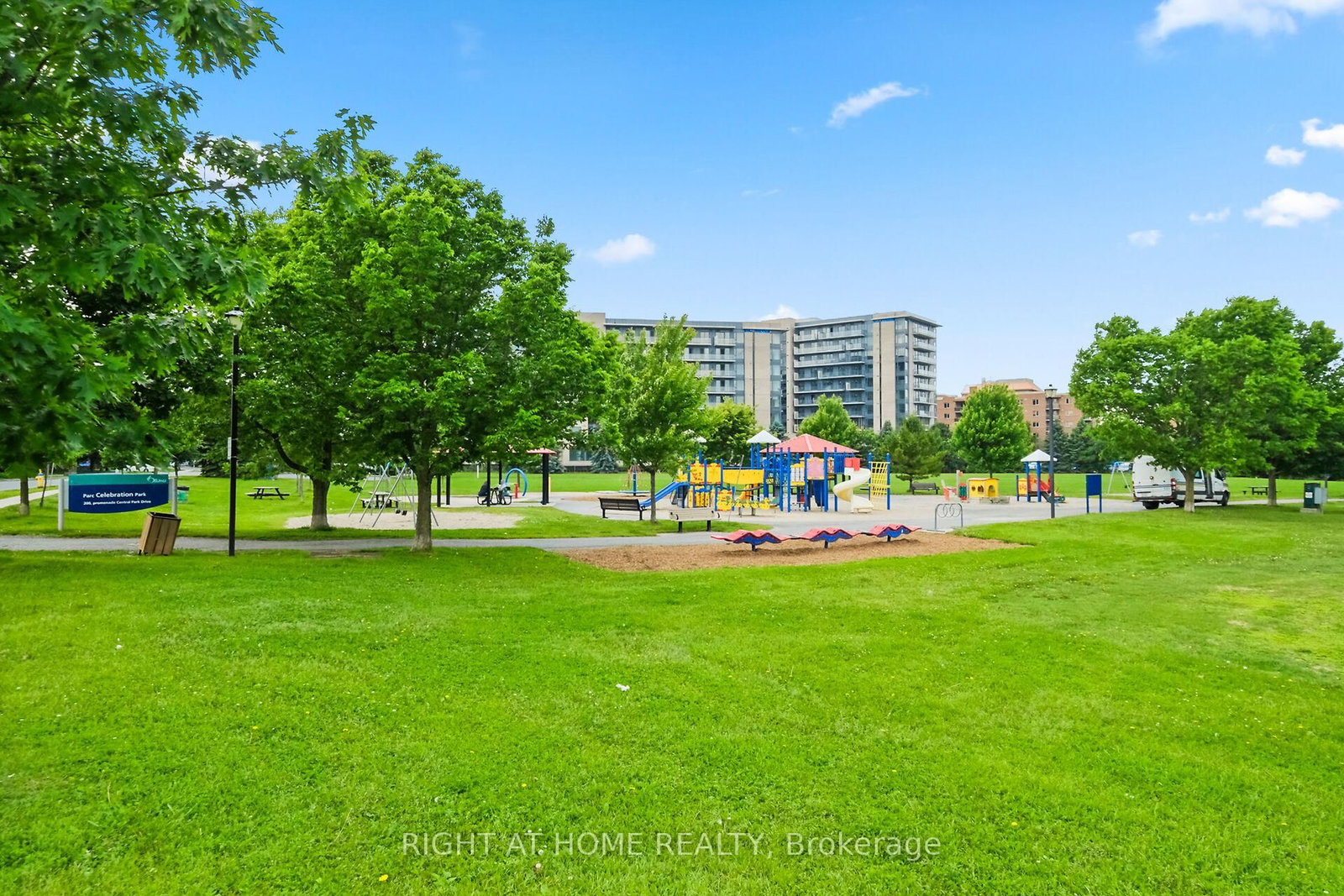 24 Manhattan Crescent - Photo 25