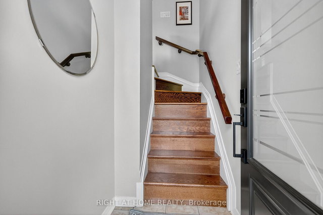 24 Manhattan Crescent