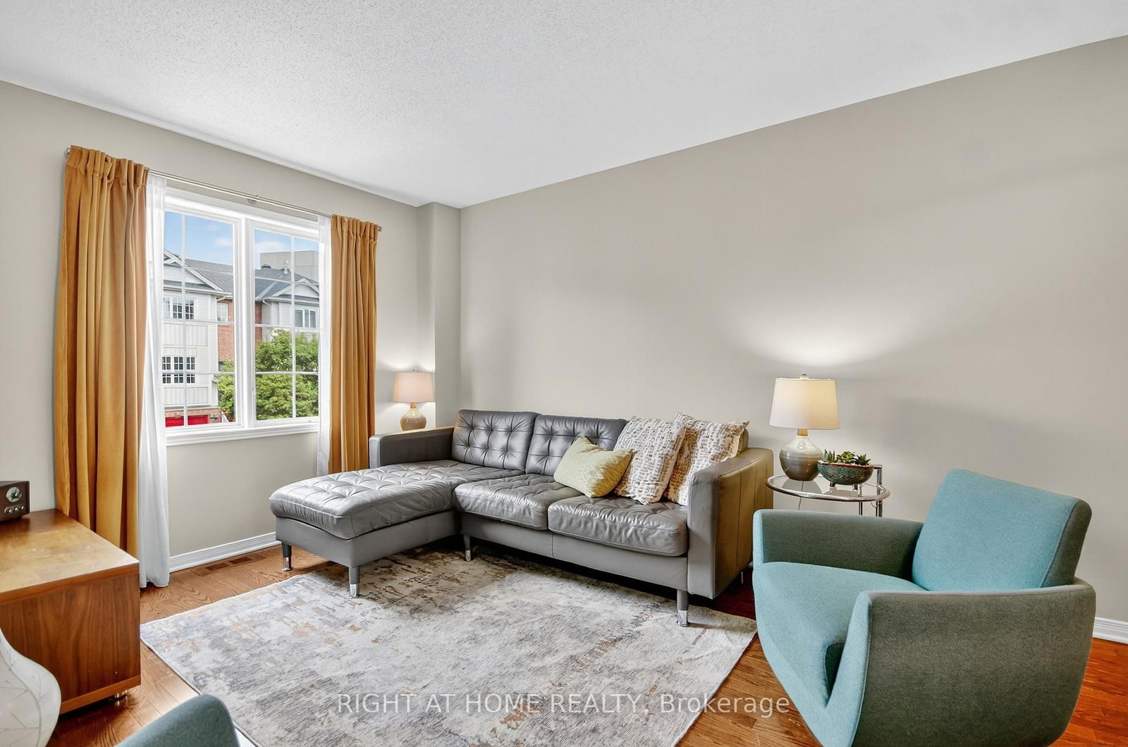 24 Manhattan Crescent - Photo 5