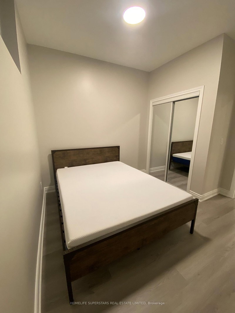 306 Jarvis St E, Fort Erie, L2A 2S8 | Image 3