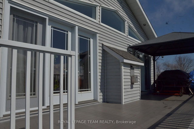 11708 Breezewood Avenue S