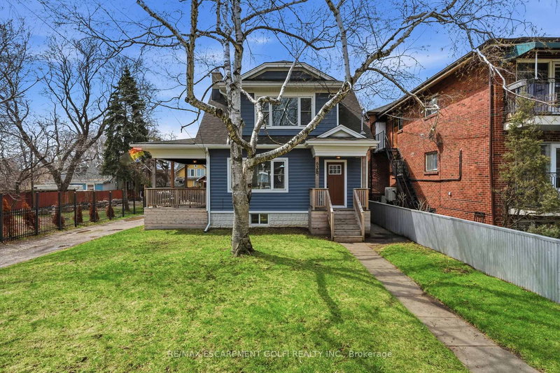 838 Beach Blvd, Hamilton, Ontario