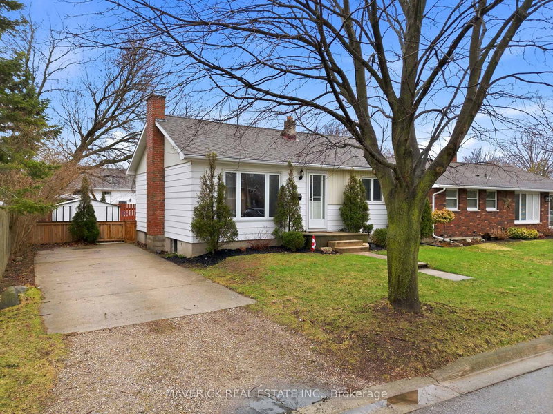 home for sale on 181 Picton Street W