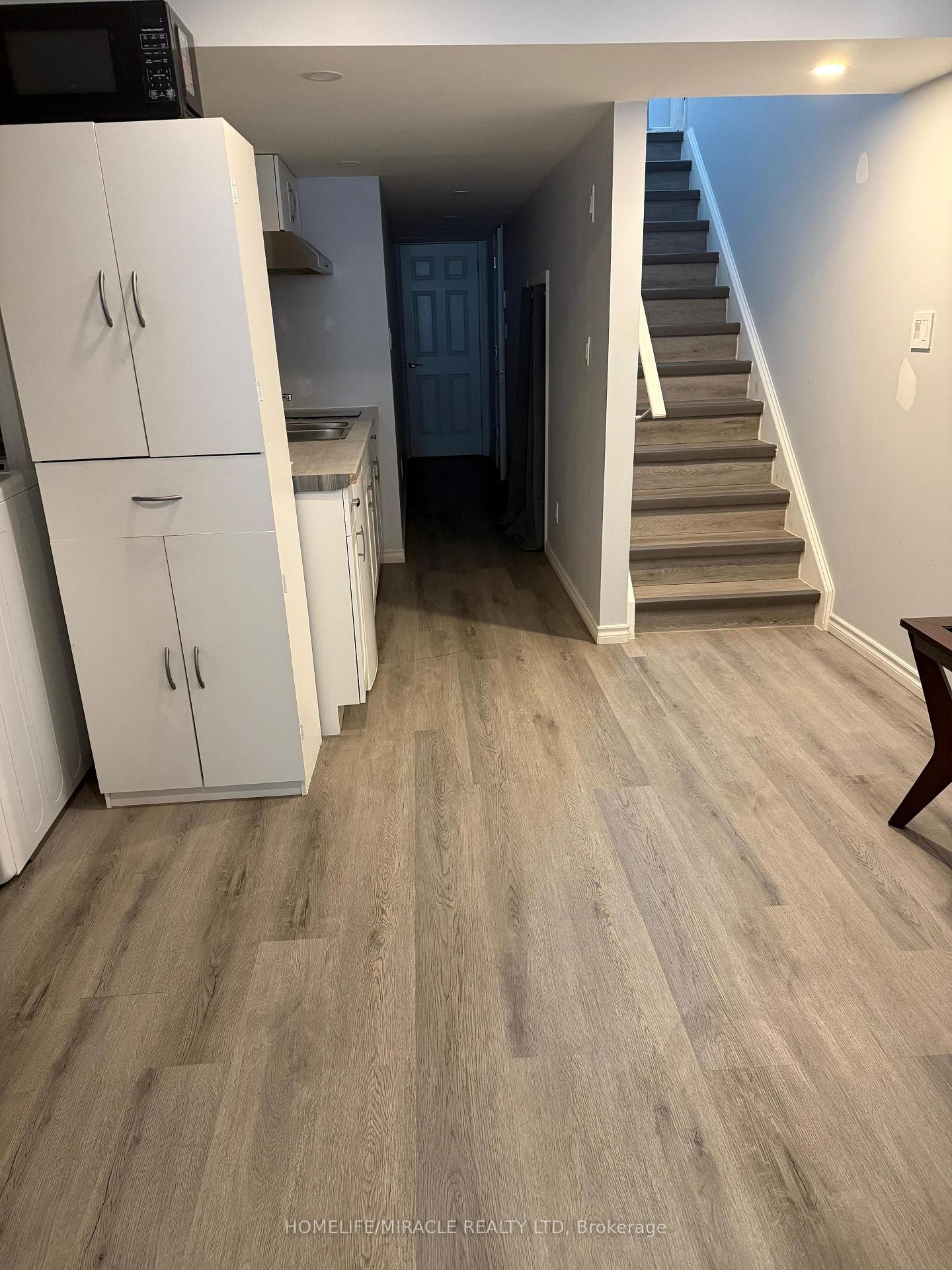 22 Pondcliffe Drive, Unit Basement - Photo 2