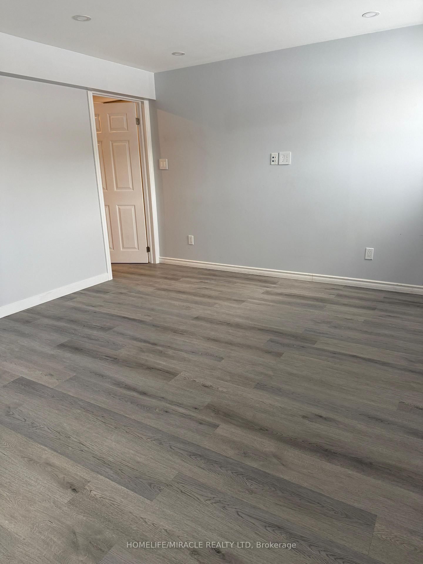 22 Pondcliffe Drive, Unit Basement - Photo 8