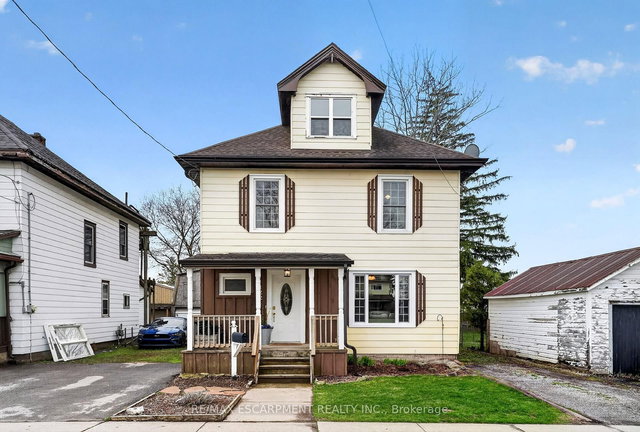 122 South Cayuga Street W