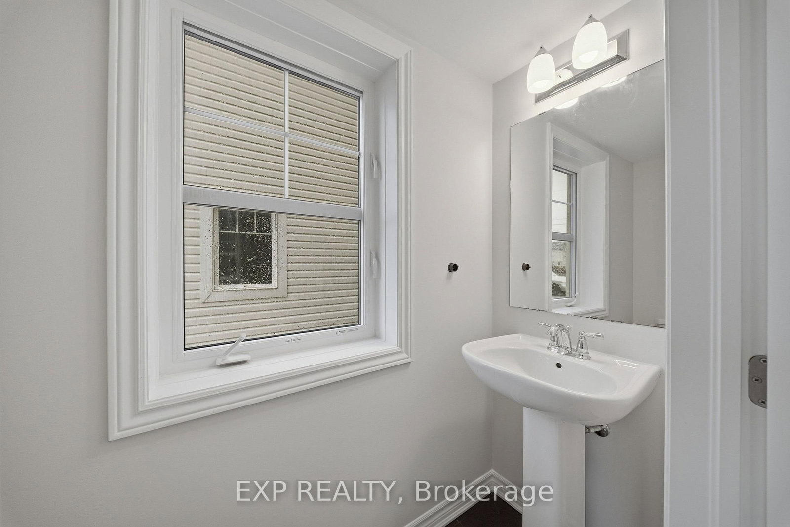 359 Sweetfern Crescent - Photo 4