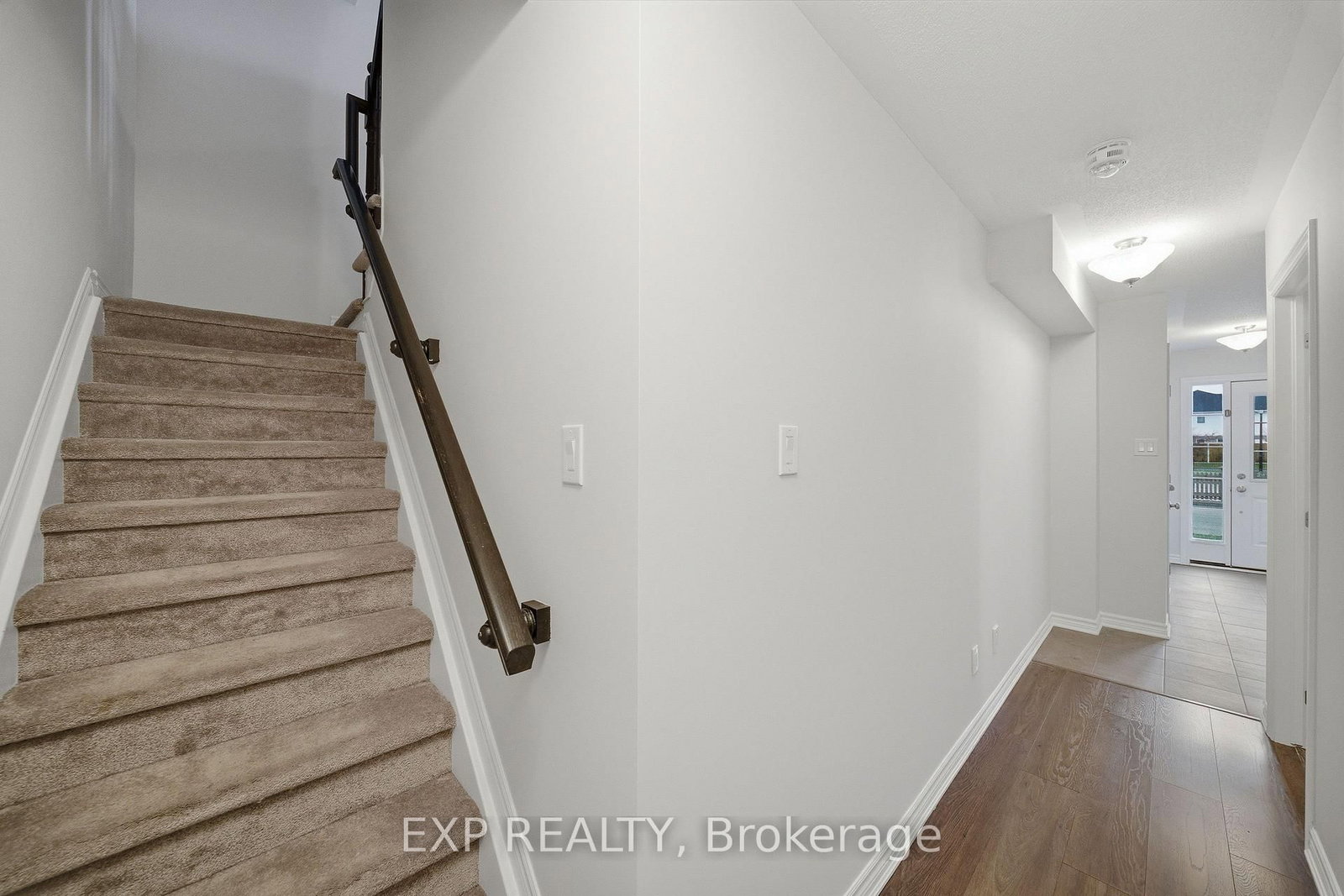 359 Sweetfern Crescent - Photo 6
