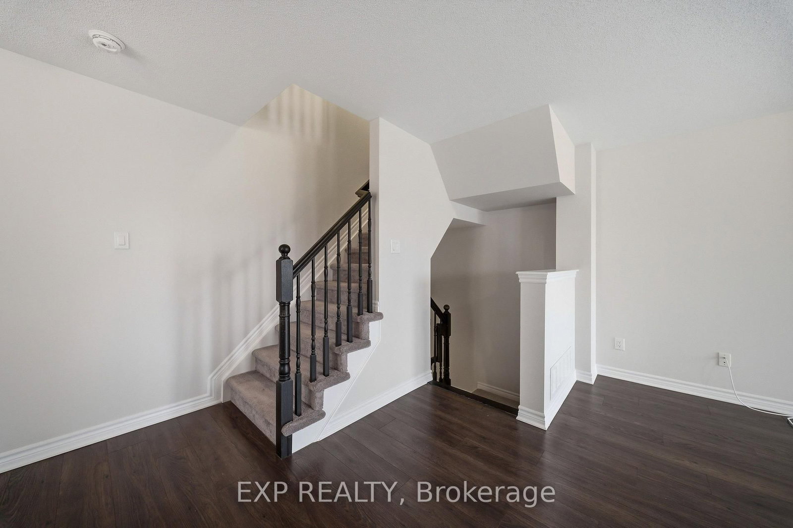 359 Sweetfern Crescent - Photo 8