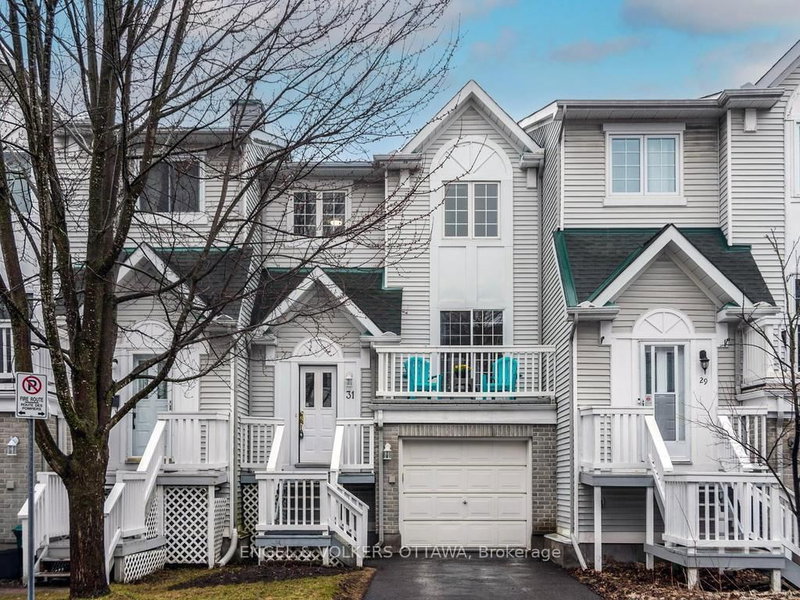 home for sale on 31 Castlegreen Private