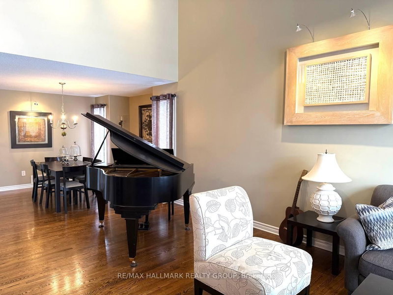 9 Blackshire Circ, Ottawa, K2J 5L8 | Image 3