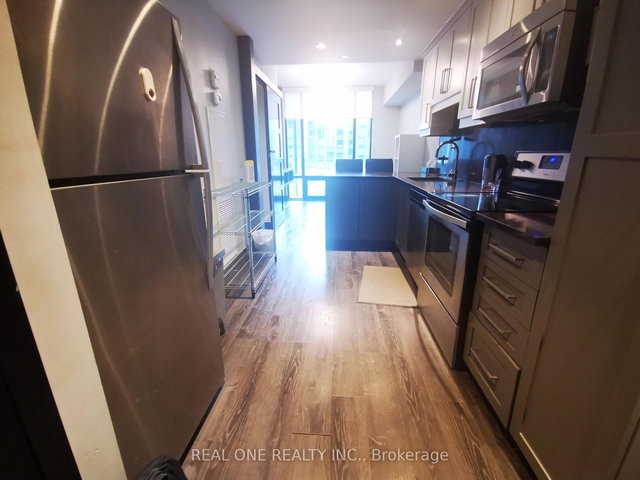 S-213 - 330 Phillip Street