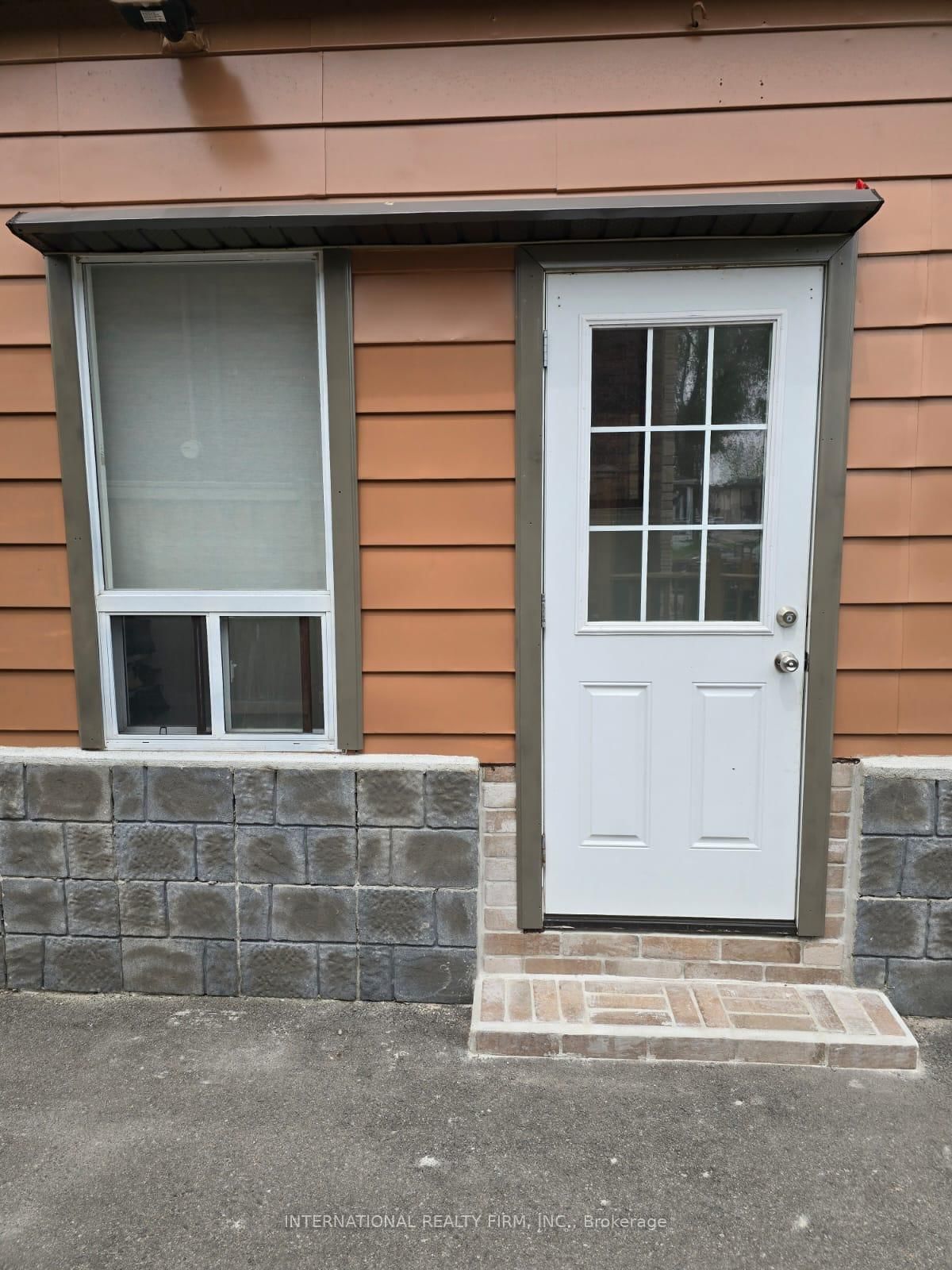 Detached House for sale at 731 Knox Avenue, Hamilton, Ontario, L8H 6K7 - Parkview - MLS: X13010468