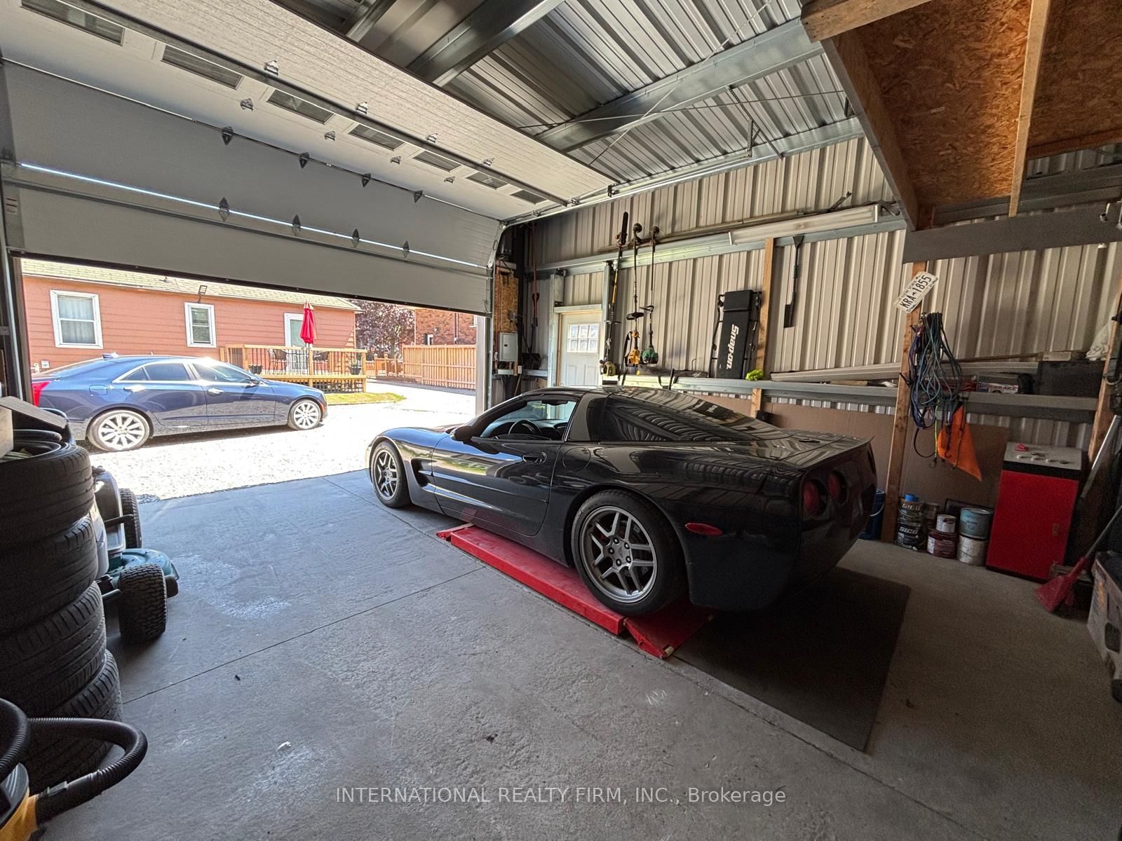 Detached House for sale at 731 Knox Avenue, Hamilton, Ontario, L8H 6K7 - Parkview - MLS: X13010468