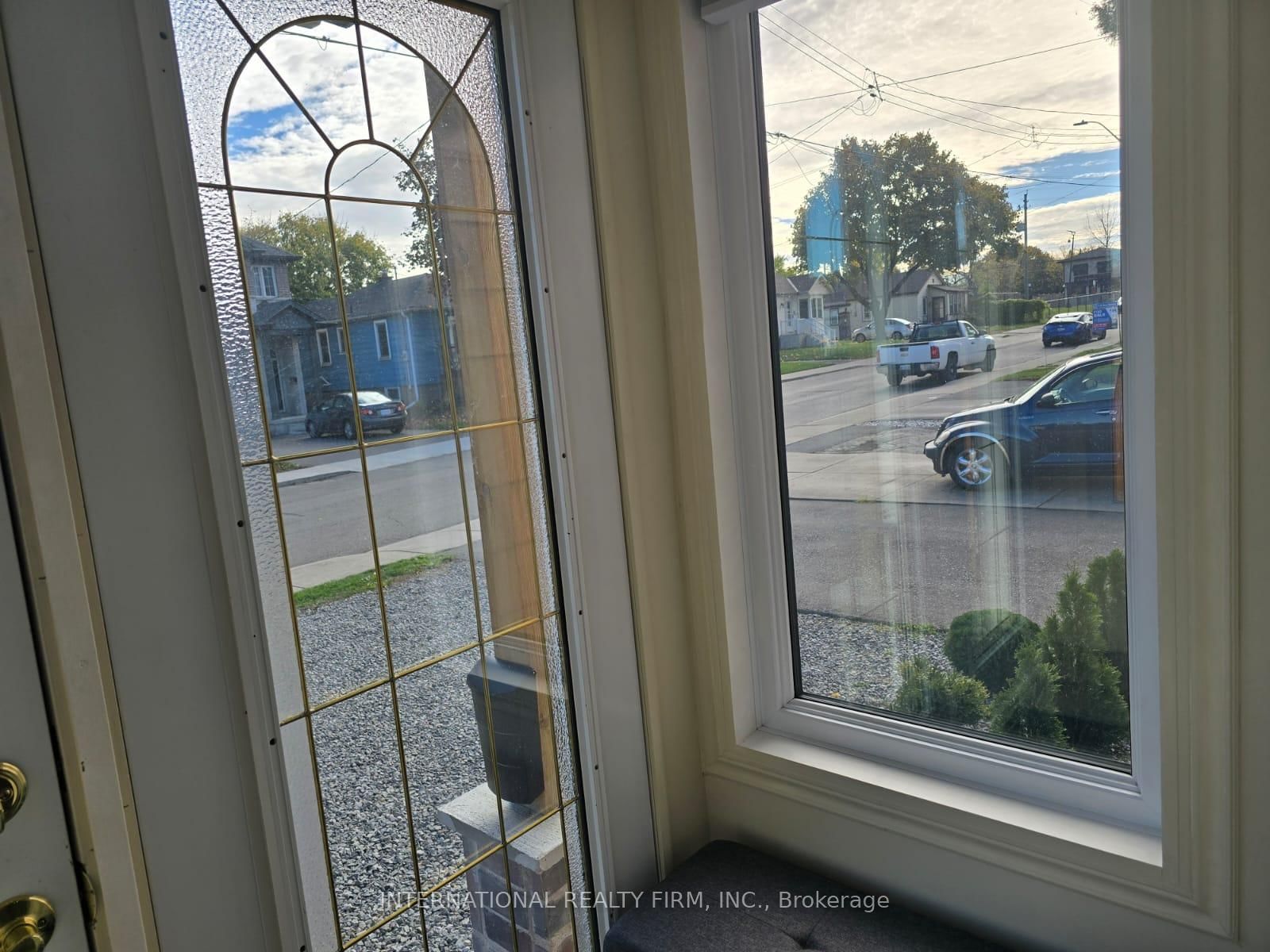 Detached House for sale at 731 Knox Avenue, Hamilton, Ontario, L8H 6K7 - Parkview - MLS: X13010468