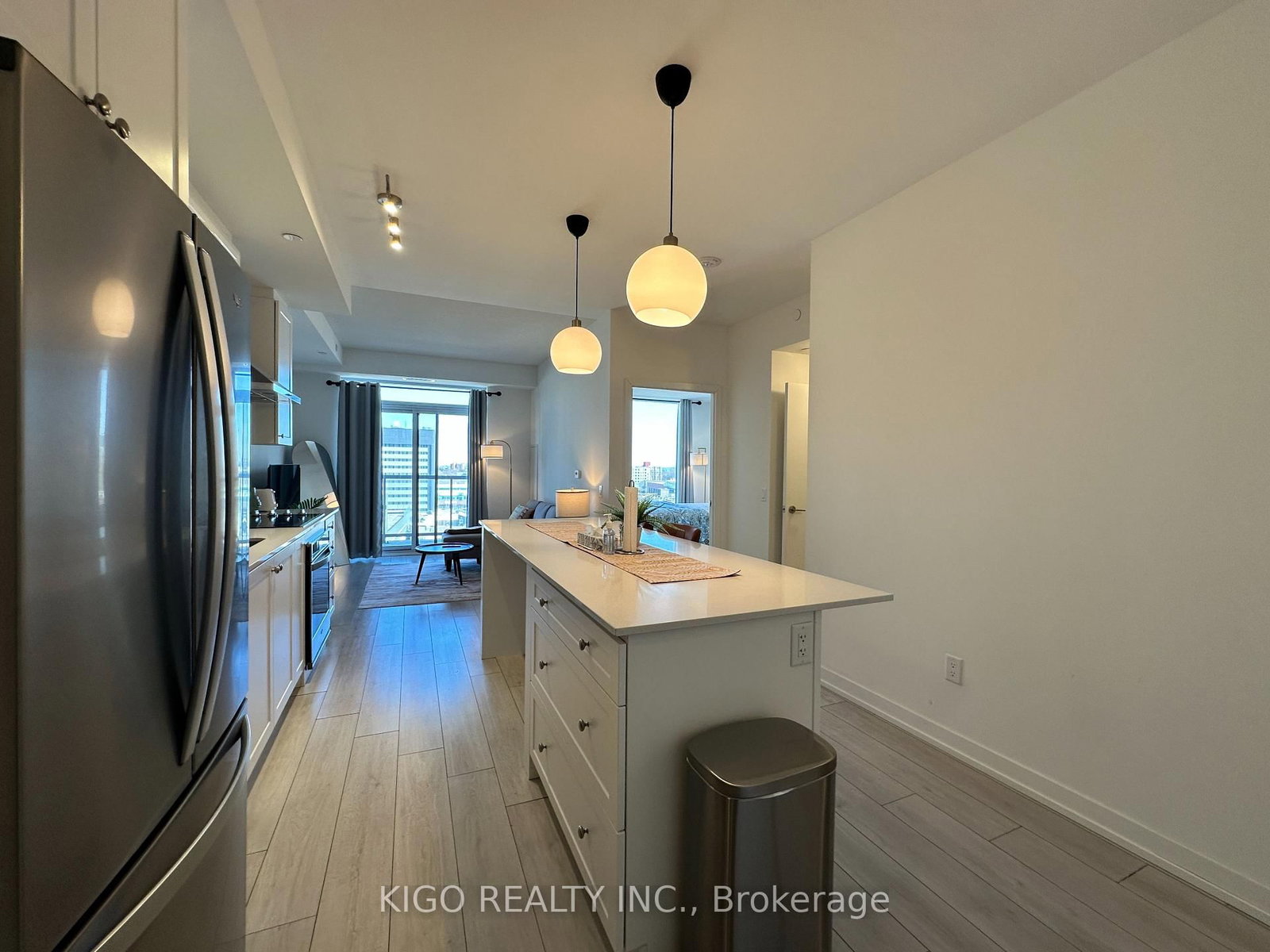 55 Duke Street W, Unit 905 - Photo 13