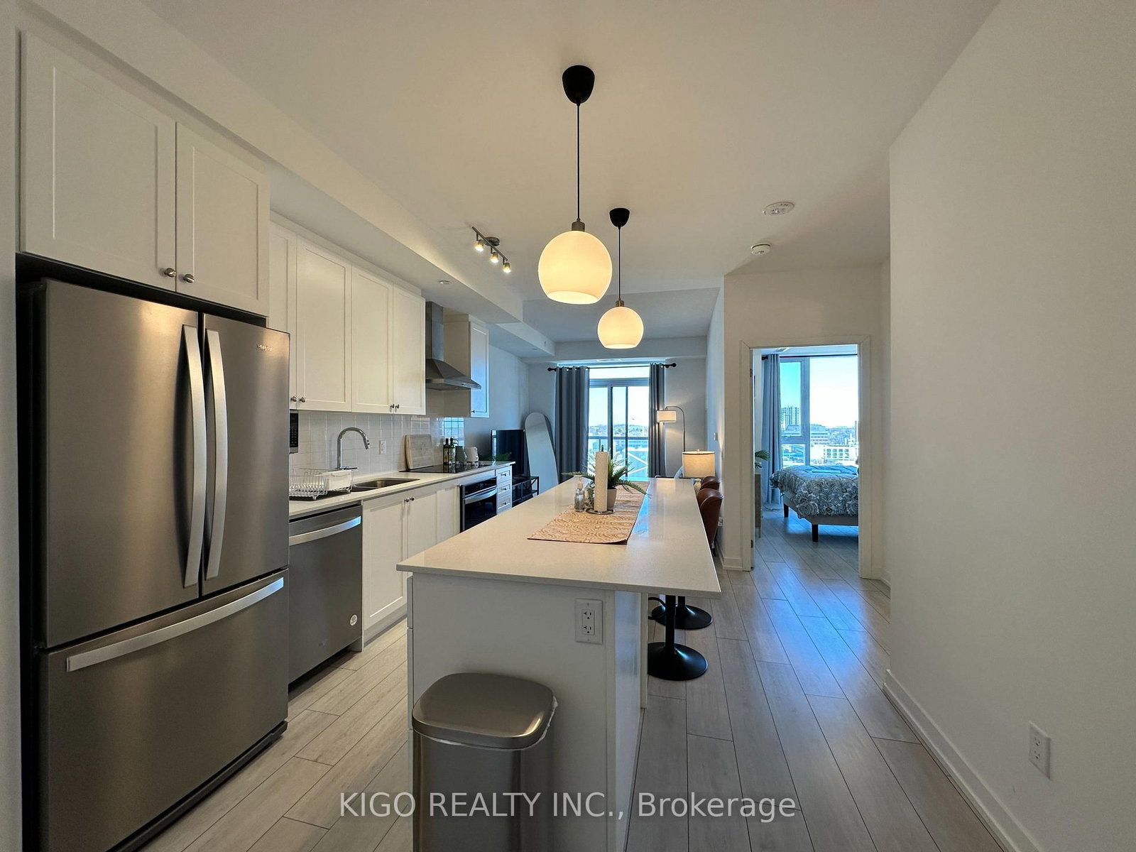 55 Duke Street W, Unit 905 - Photo 14