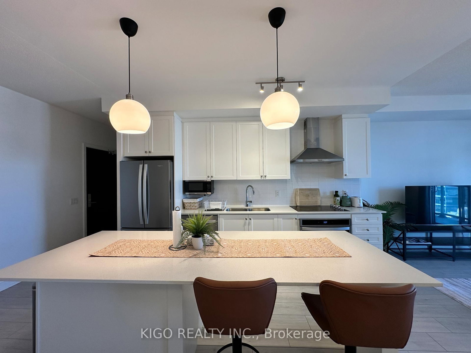 55 Duke Street W, Unit 905 - Photo 16